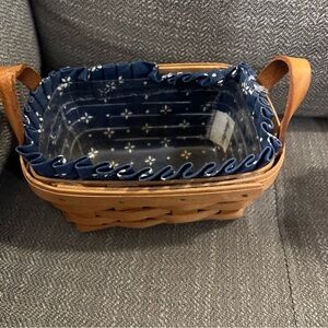 1997 Longaberger Tea Basket with Classic Navy Ruffled Liner & Protector